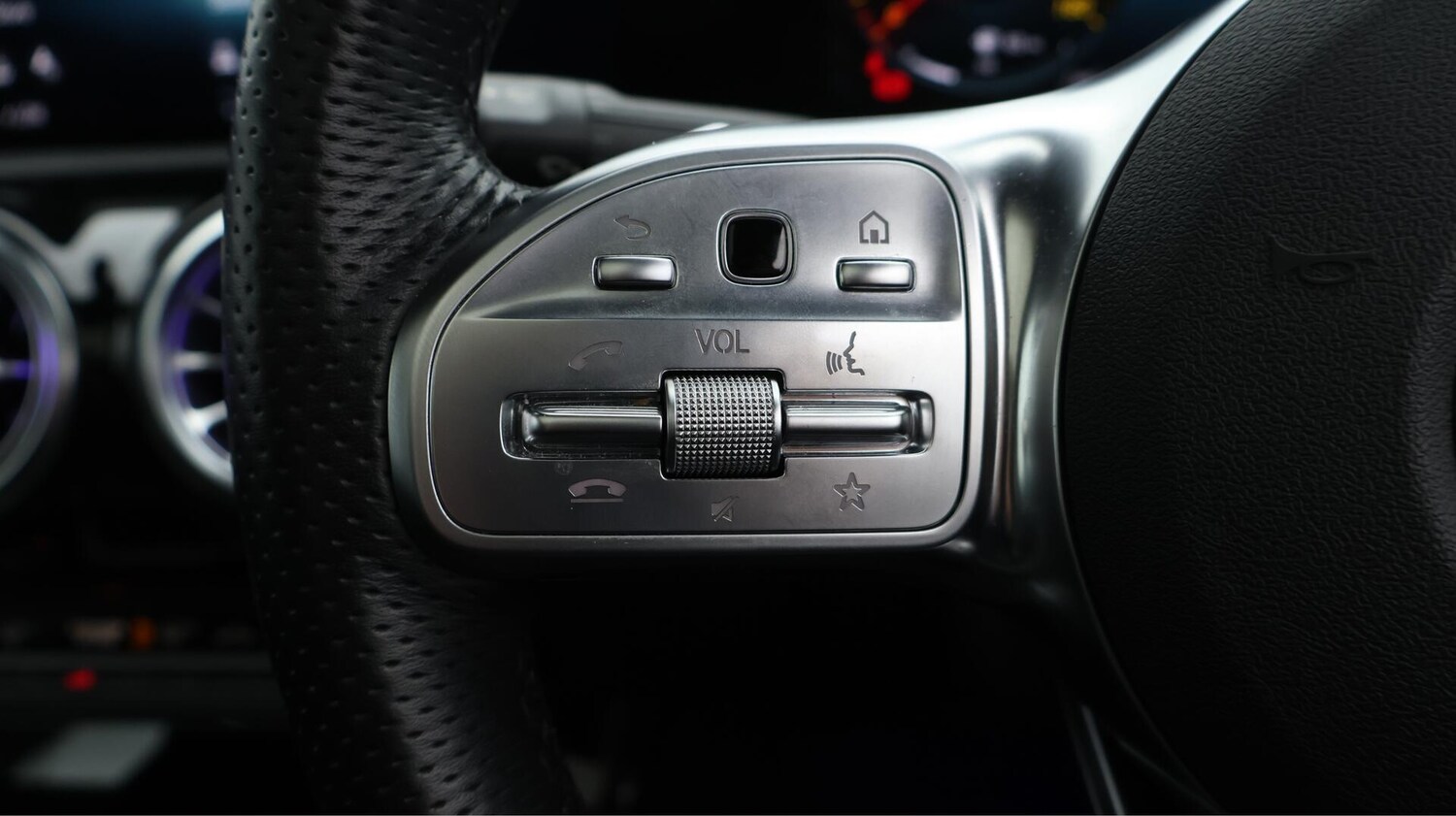 Used Mercedes-Benz CLA for sale - 76539119: Photo 39