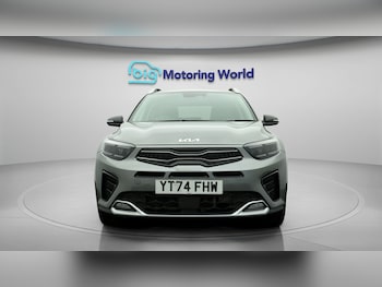 Used Kia Stonic 2024 for sale - 77888302: Photo