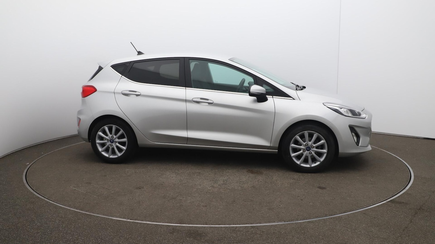 Used Ford Fiesta 2019 for sale - 76032320: Photo 48