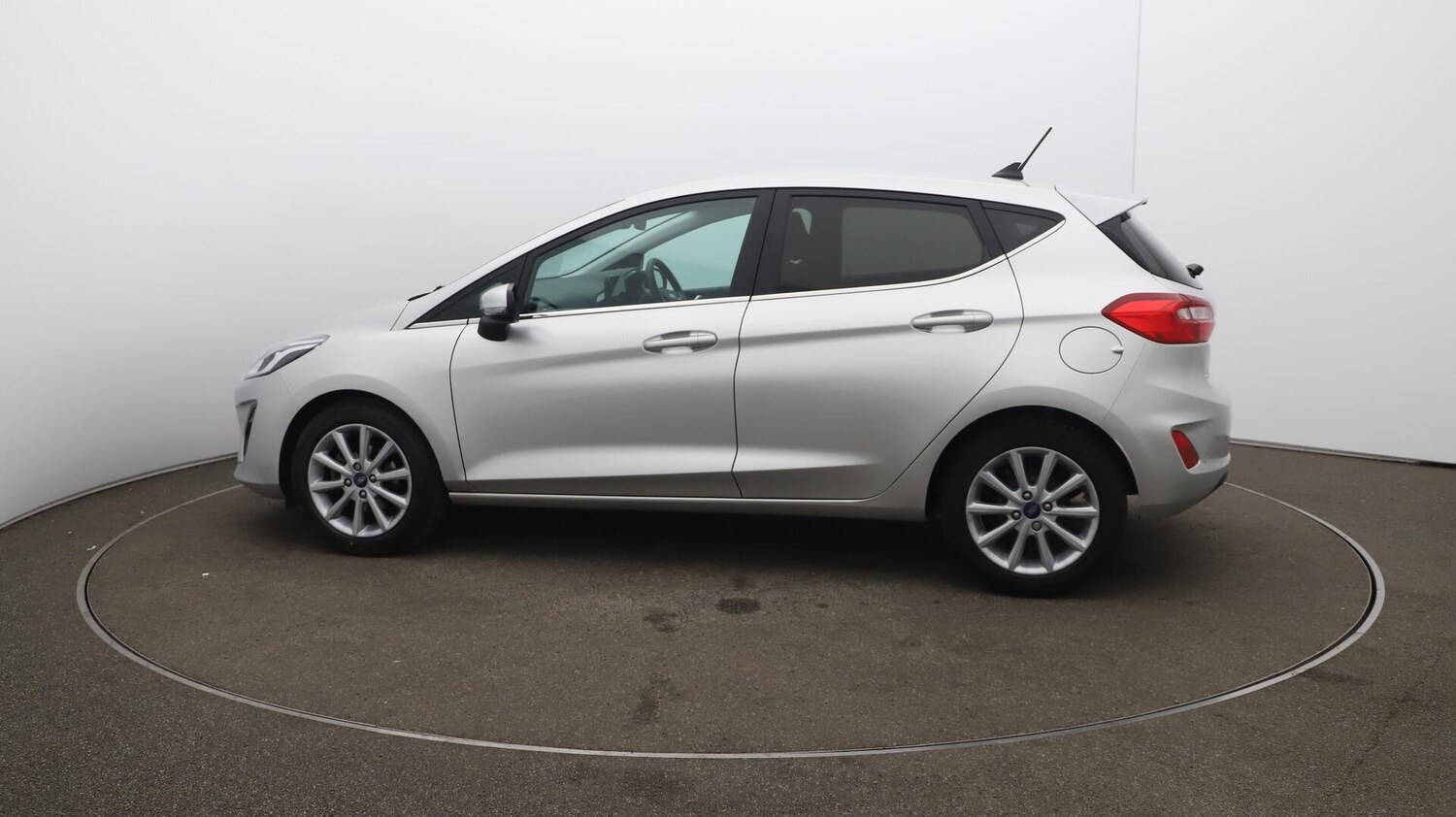 Used Ford Fiesta 2019 for sale - 76032320: Photo 58