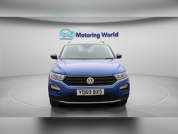 Used Volkswagen T-Roc 2019 for sale - 75246985: Photo