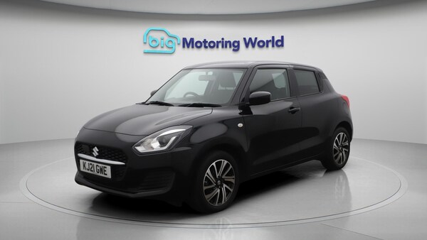 Used Suzuki Swift 2021 for sale - 76151347: Photo 4
