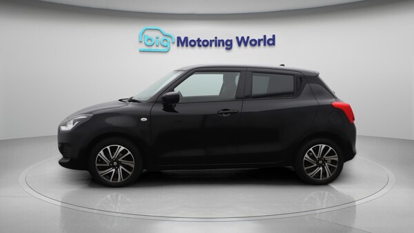 Used Suzuki Swift 2021 for sale - 76151347: Photo 5