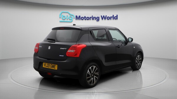 Used Suzuki Swift 2021 for sale - 76151347: Photo 8