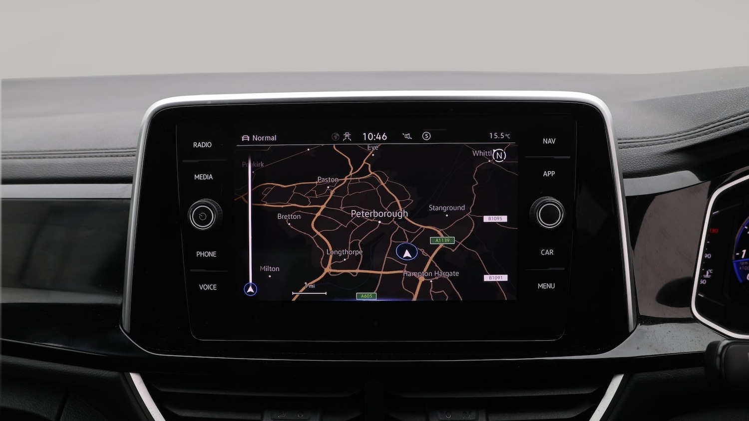 Used Volkswagen T-Roc 2023 for sale - 77381124: Photo 11