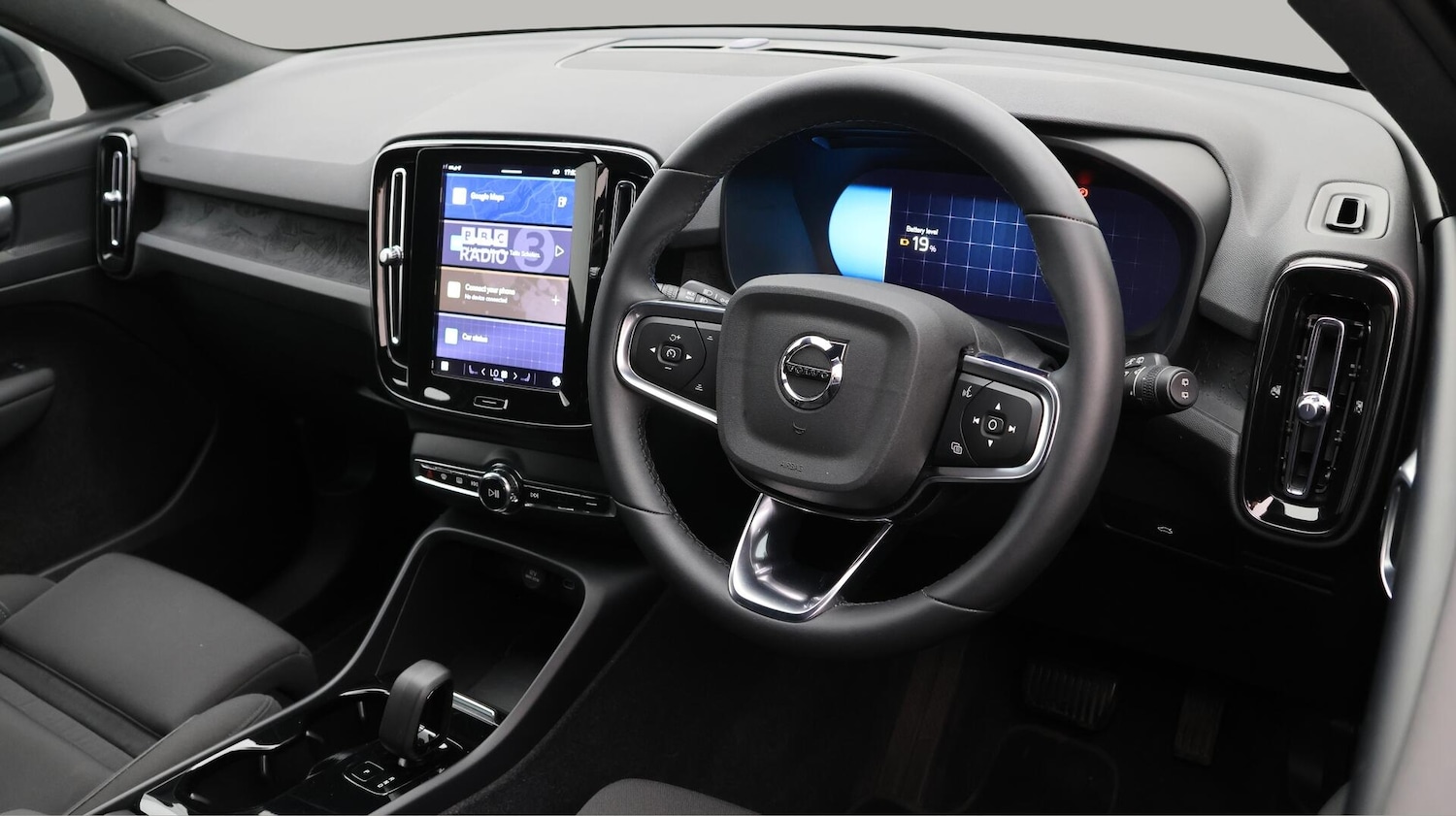 Used Volvo XC40 2023 for sale - 76457963: Photo 10