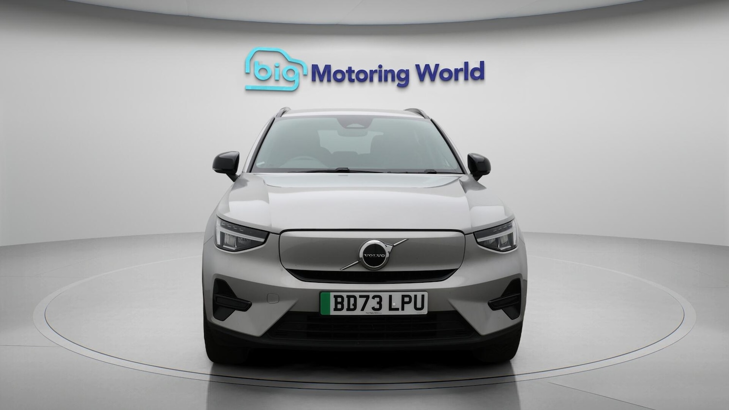 Used Volvo XC40 2023 for sale - 76457963: Photo 3