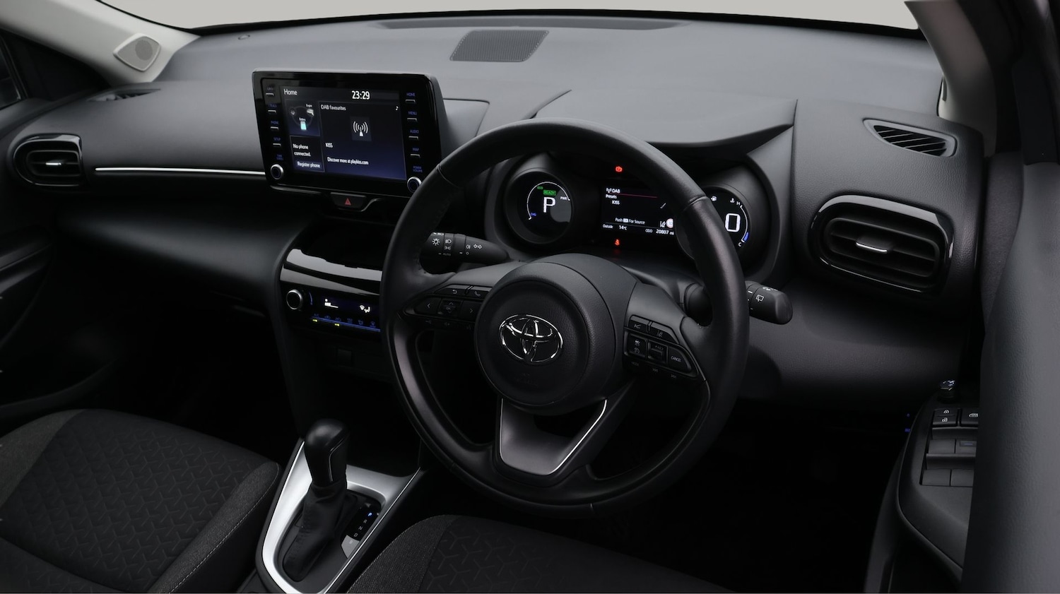 Used Toyota Yaris Cross 2023 for sale - 77631155: Photo 9