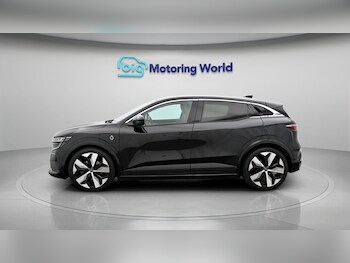 Used Renault Megane E Tech 2022 for sale - 78499800: Photo