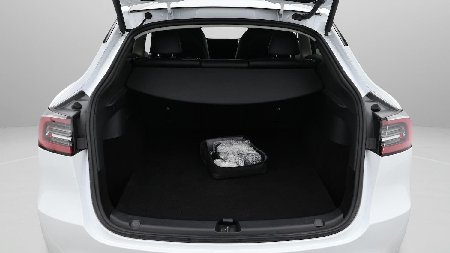 Used Tesla Model Y 2023 for sale - 76306343: Photo 18