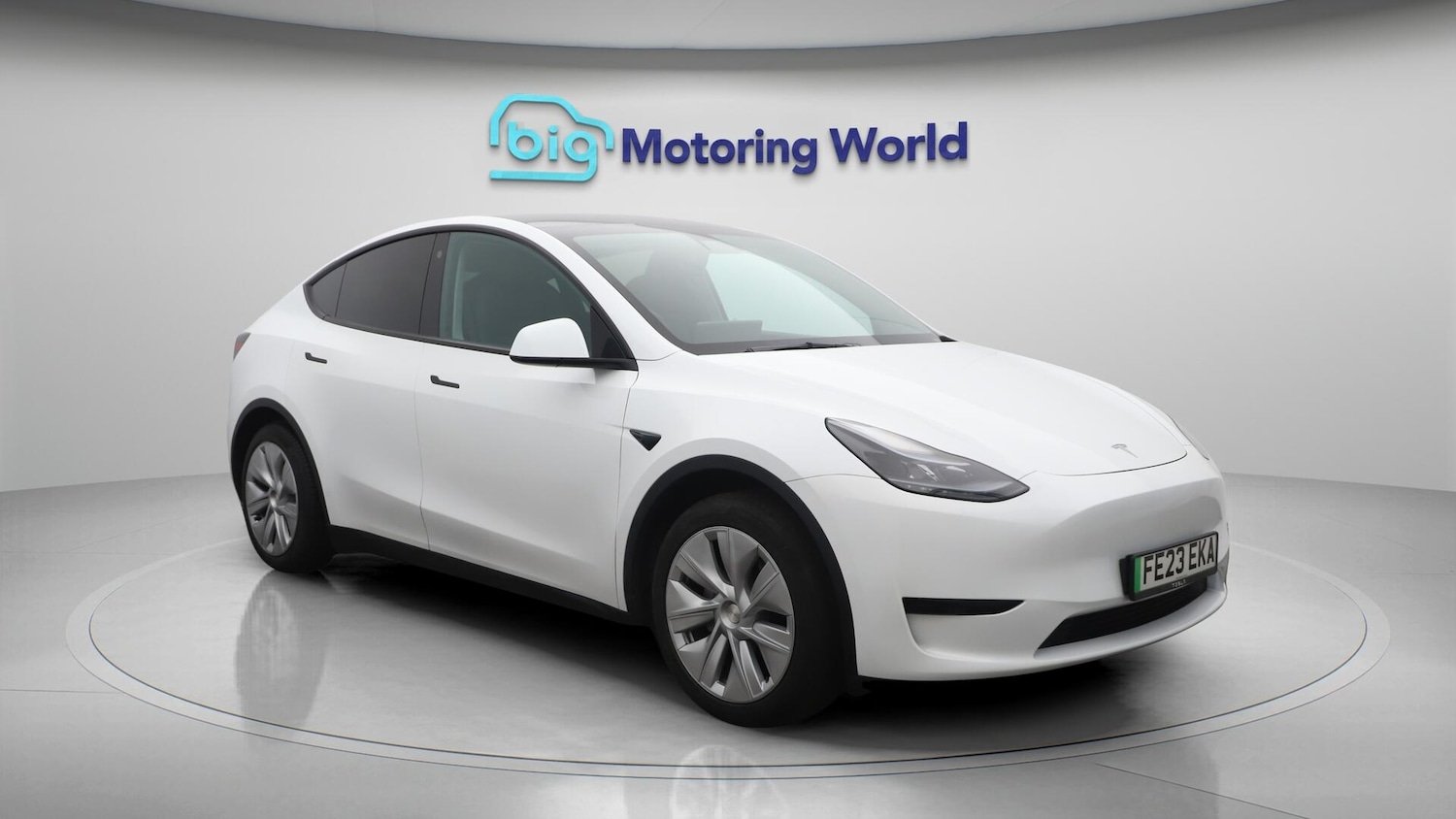 Used Tesla Model Y 2023 for sale - 76306343: Photo 2