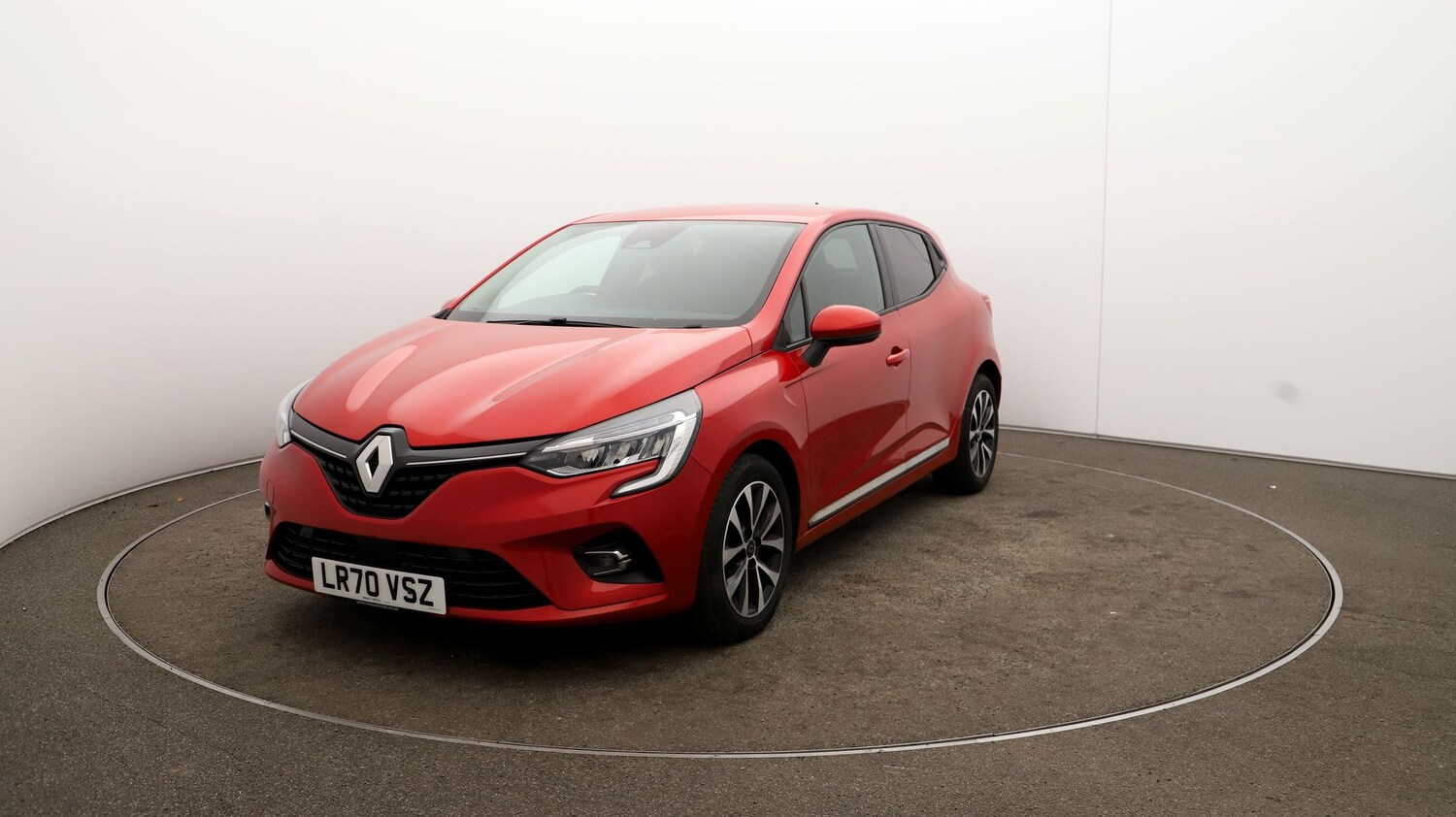 Used Renault Clio for sale - 76809656: Photo 29