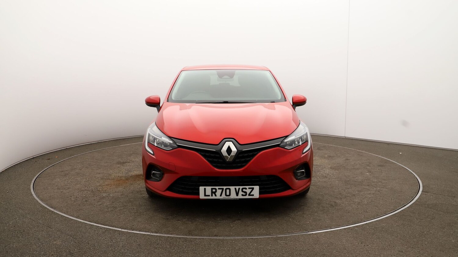 Used Renault Clio for sale - 76809656: Photo 32