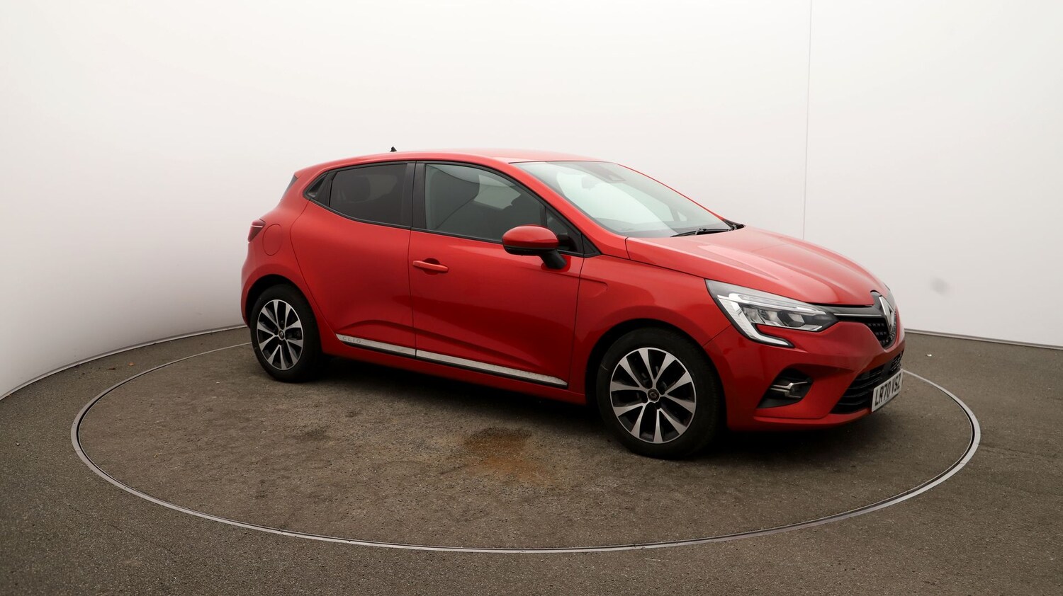 Used Renault Clio for sale - 76809656: Photo 37