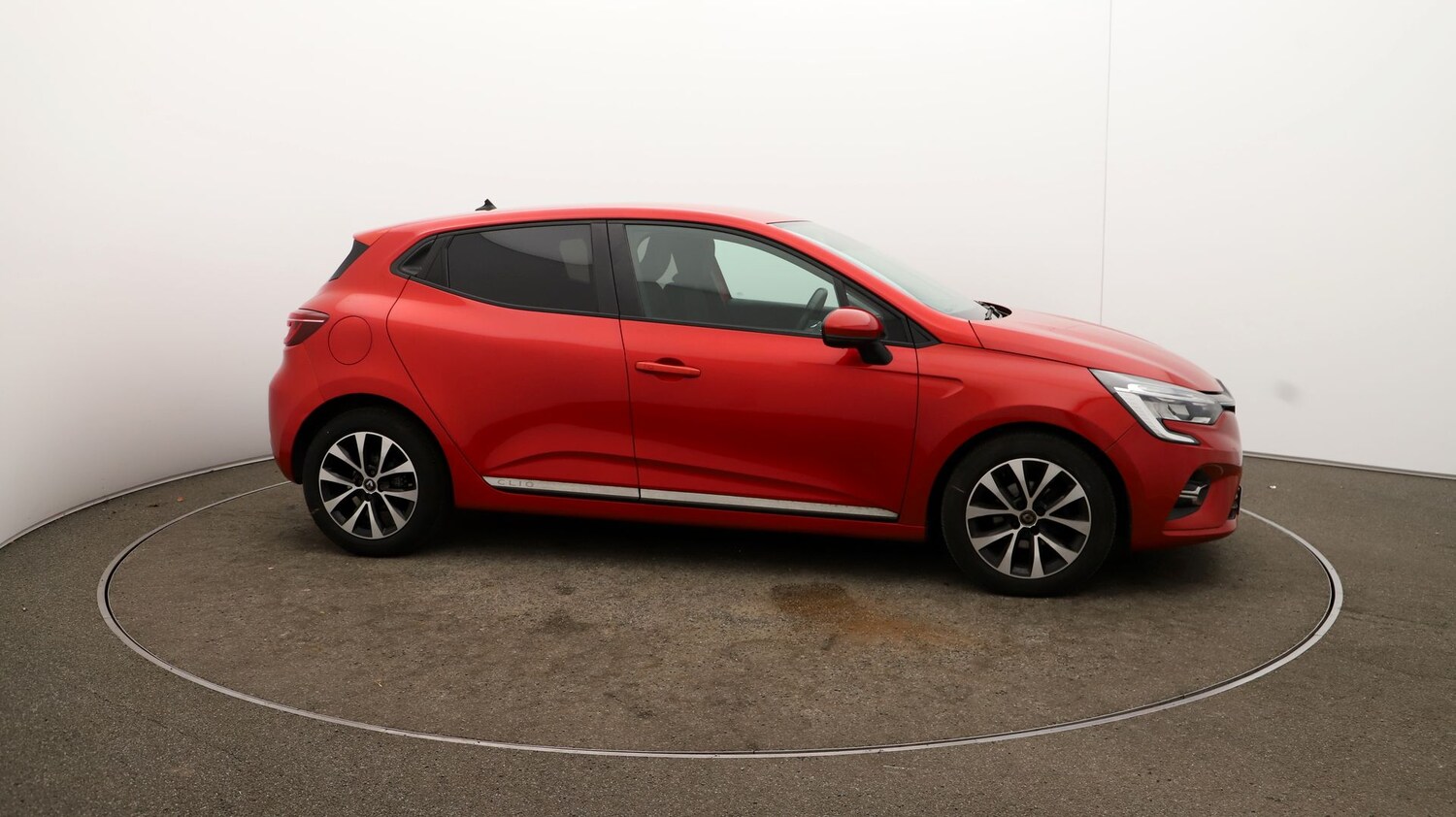 Used Renault Clio for sale - 76809656: Photo 40