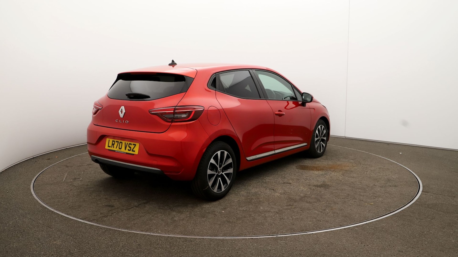 Used Renault Clio for sale - 76809656: Photo 46