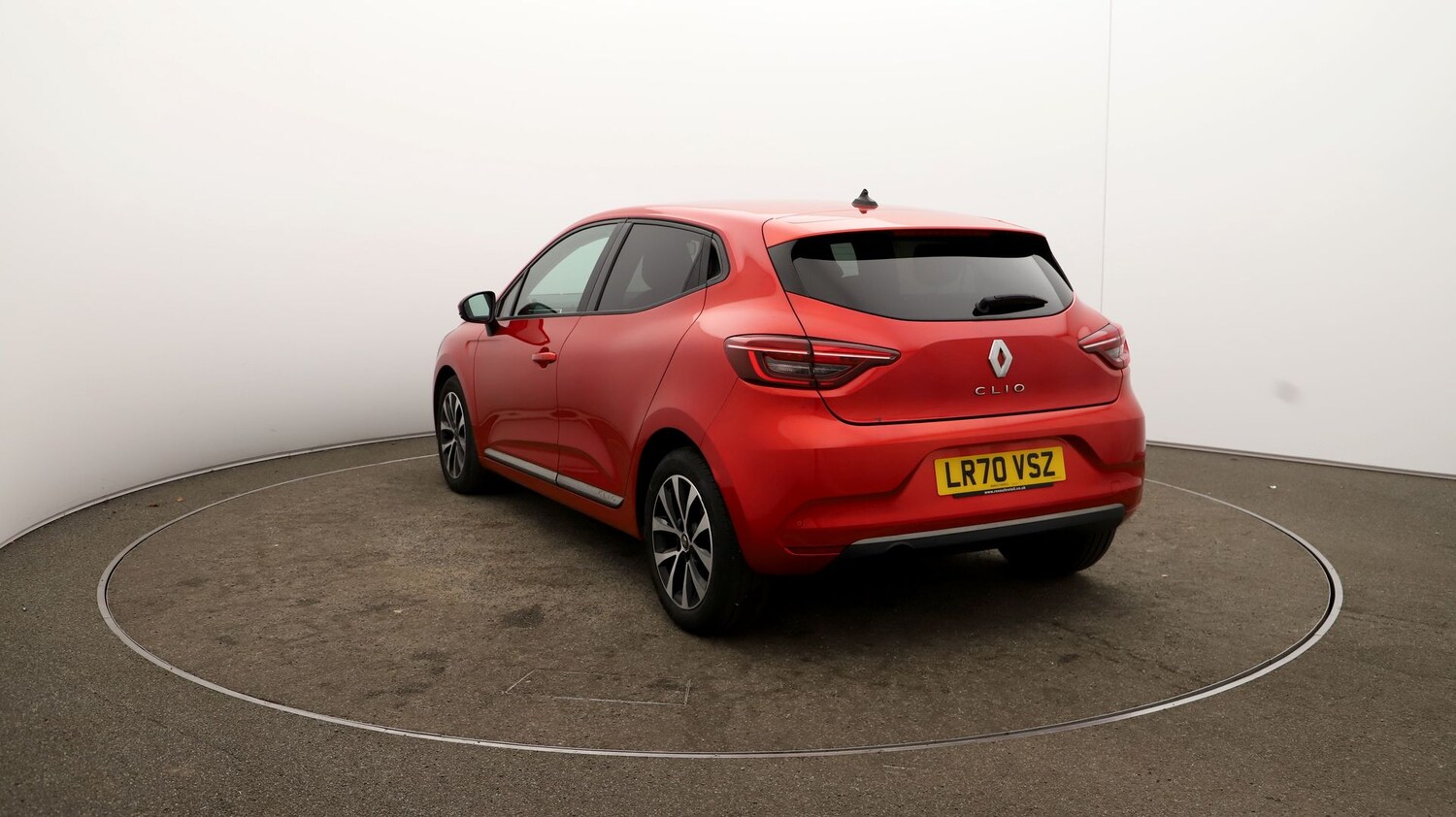 Used Renault Clio for sale - 76809656: Photo 53