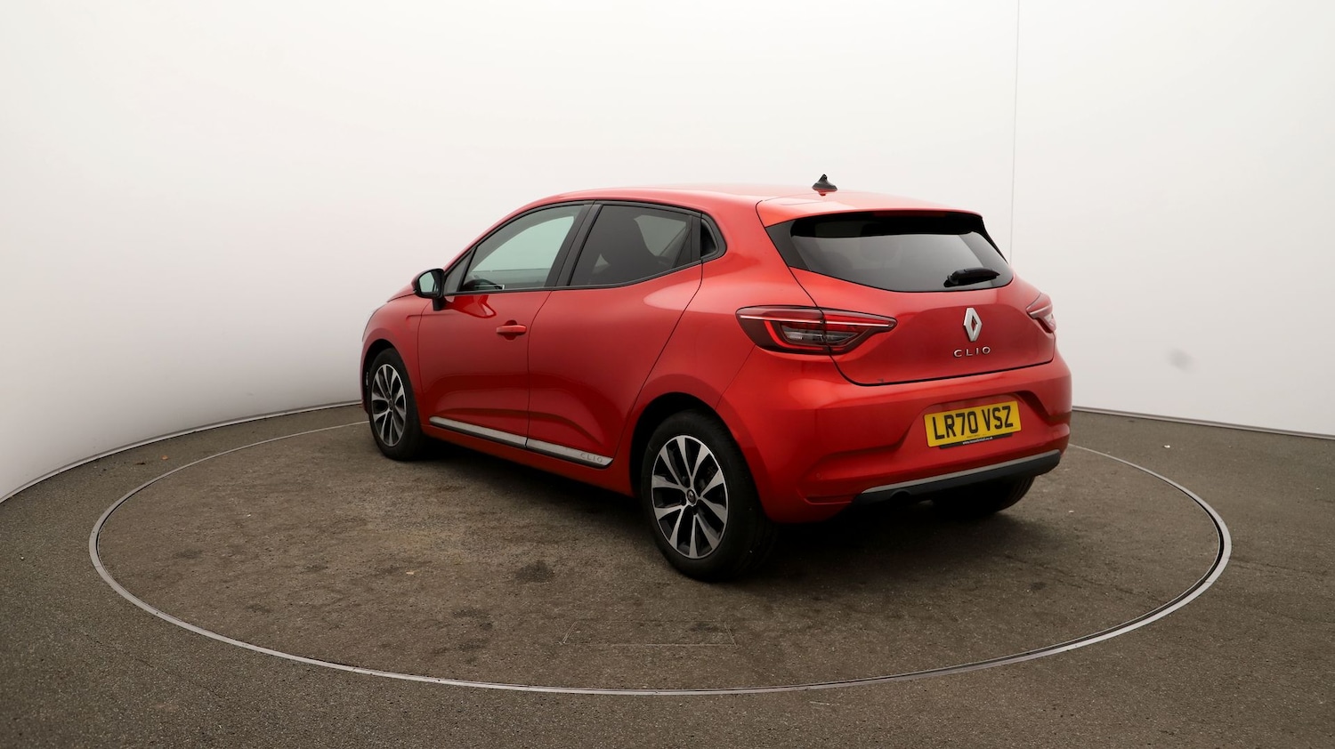 Used Renault Clio for sale - 76809656: Photo 54