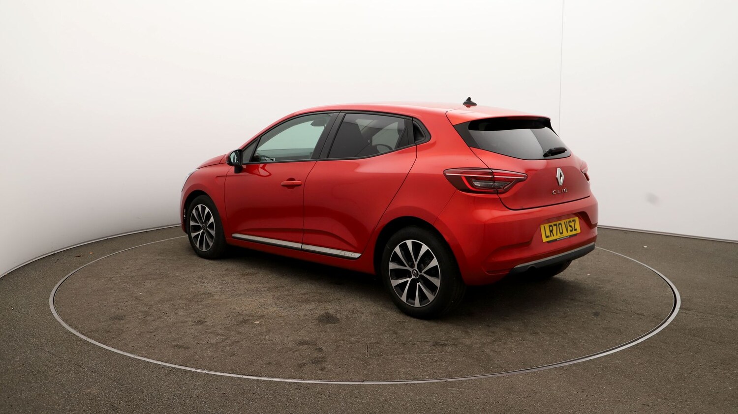 Used Renault Clio for sale - 76809656: Photo 55