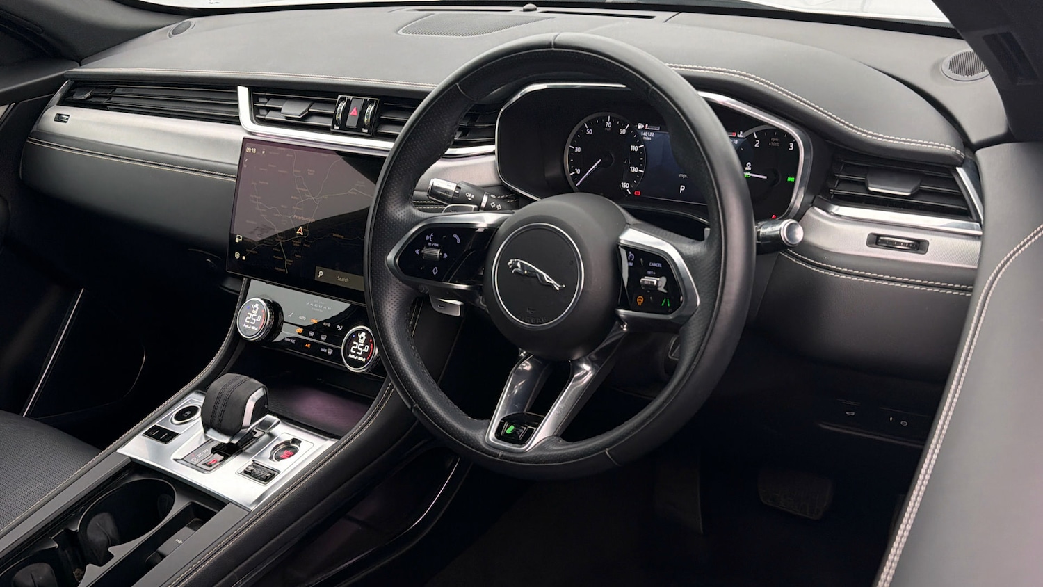 Used Jaguar F-Pace 2022 for sale - 78150483: Photo 9