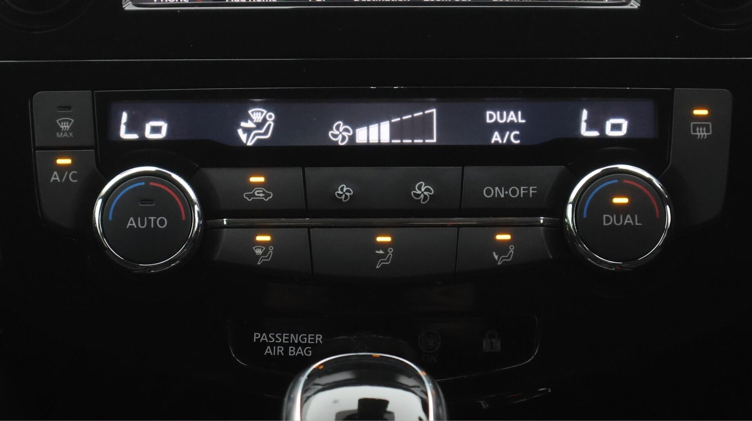 Used Nissan Qashqai 2018 for sale - 76538438: Photo 13