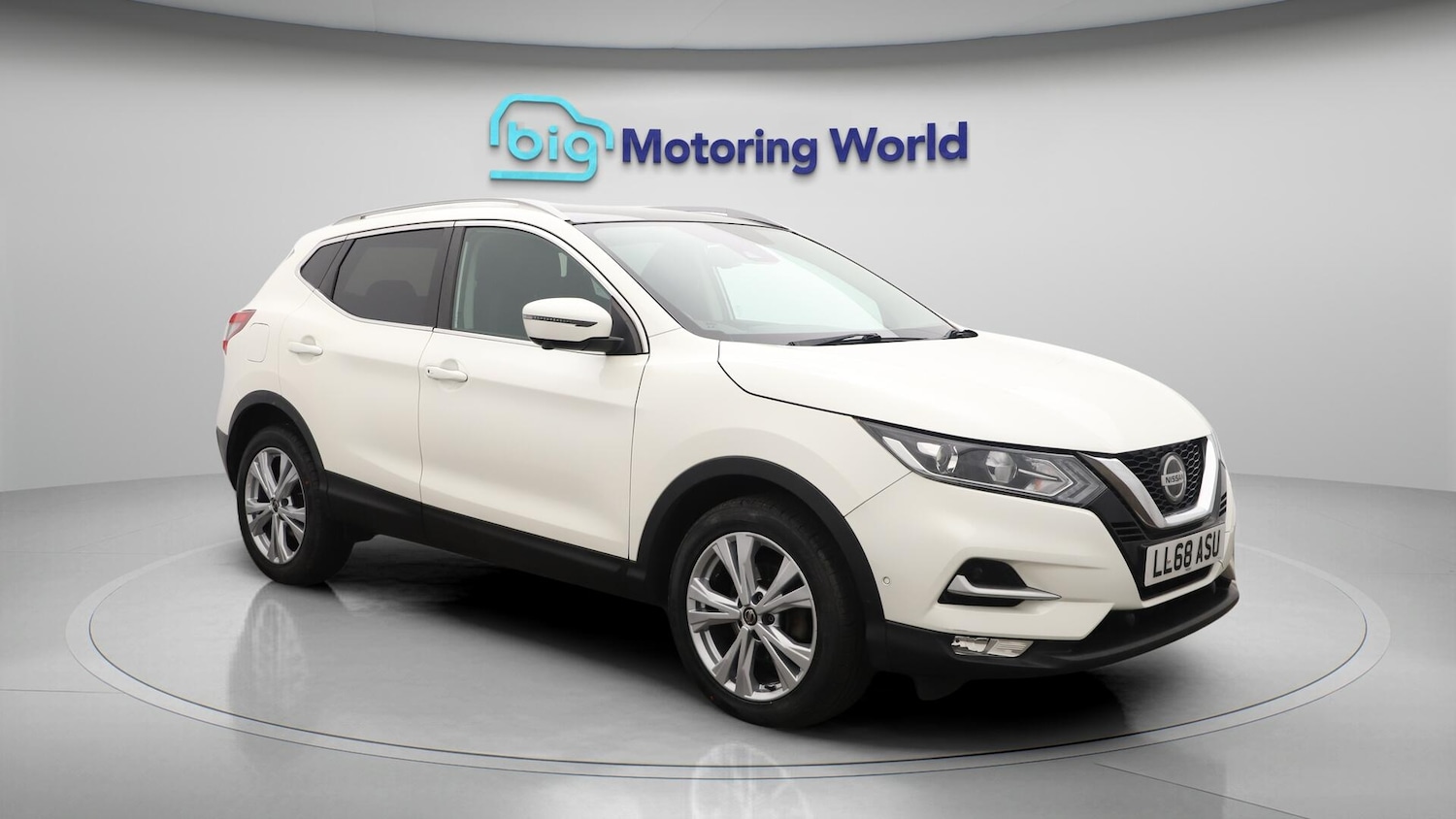 Used Nissan Qashqai 2018 for sale - 76538438: Photo 2