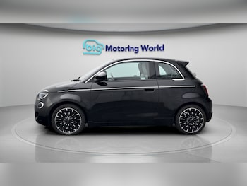 Used Fiat 500e 2022 for sale - 79151926: Photo