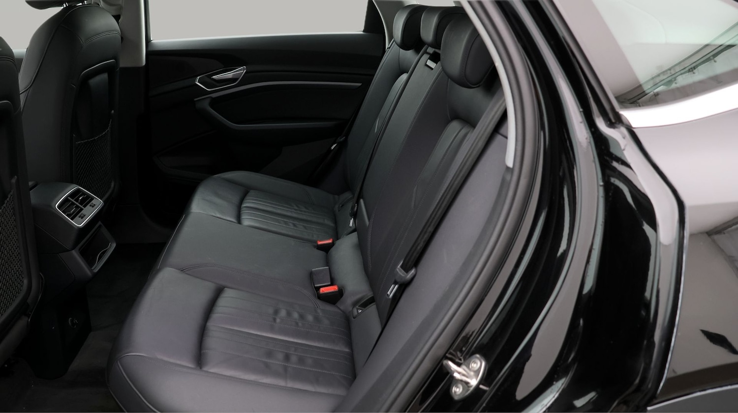 Used Audi e-tron 2021 for sale - 77610163: Photo 16