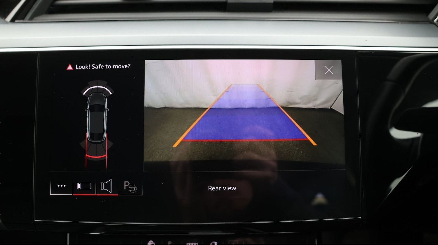 Used Audi e-tron 2021 for sale - 77610163: Photo 28