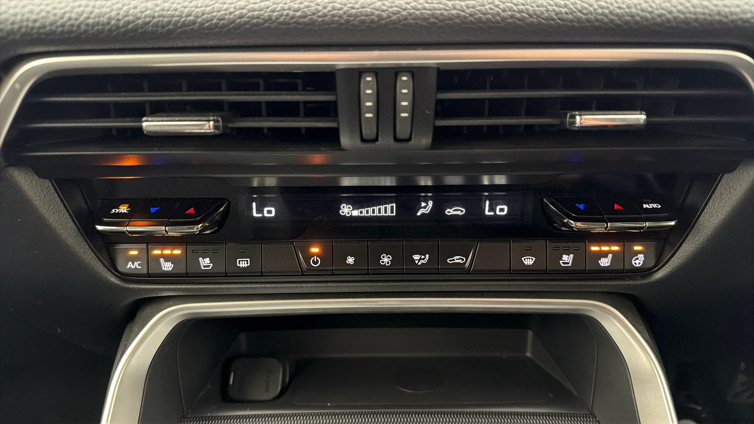 Used Mazda CX-60 2023 for sale - 78067080: Photo 11