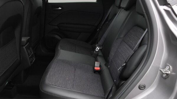 Used Renault Captur 2023 for sale - 75635496: Photo 17