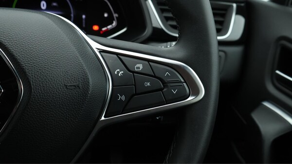 Used Renault Captur 2023 for sale - 75635496: Photo 24