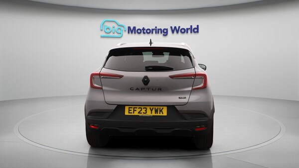 Used Renault Captur 2023 for sale - 75635496: Photo 7