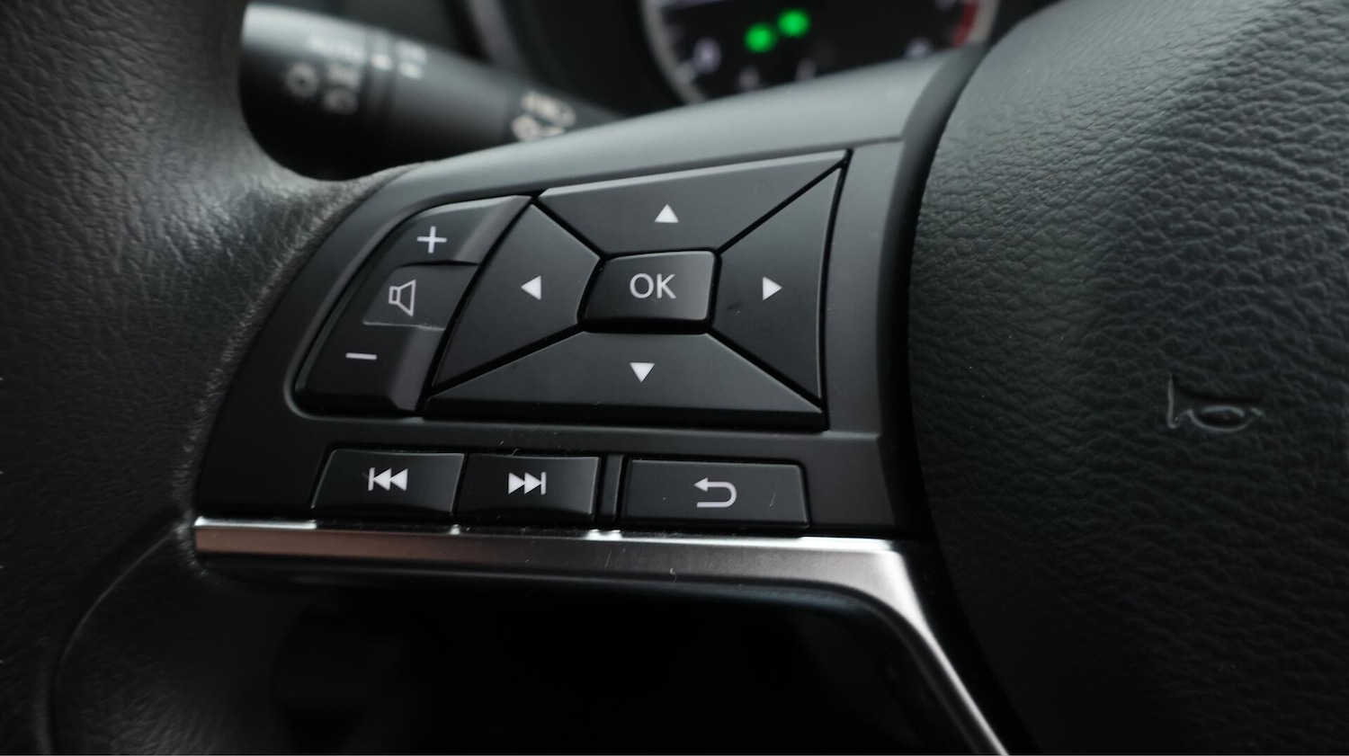 Used Nissan Juke 2021 for sale - 76549881: Photo 23