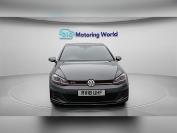 Used Volkswagen Golf 2018 for sale - 75670737: Photo