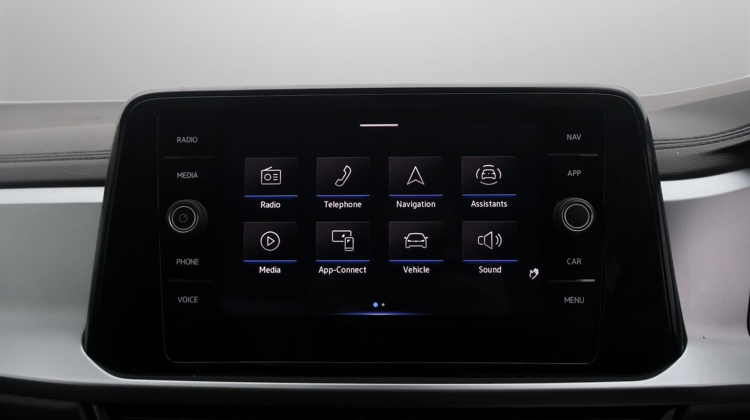 Used Volkswagen T-Roc for sale - 77482610: Photo 11