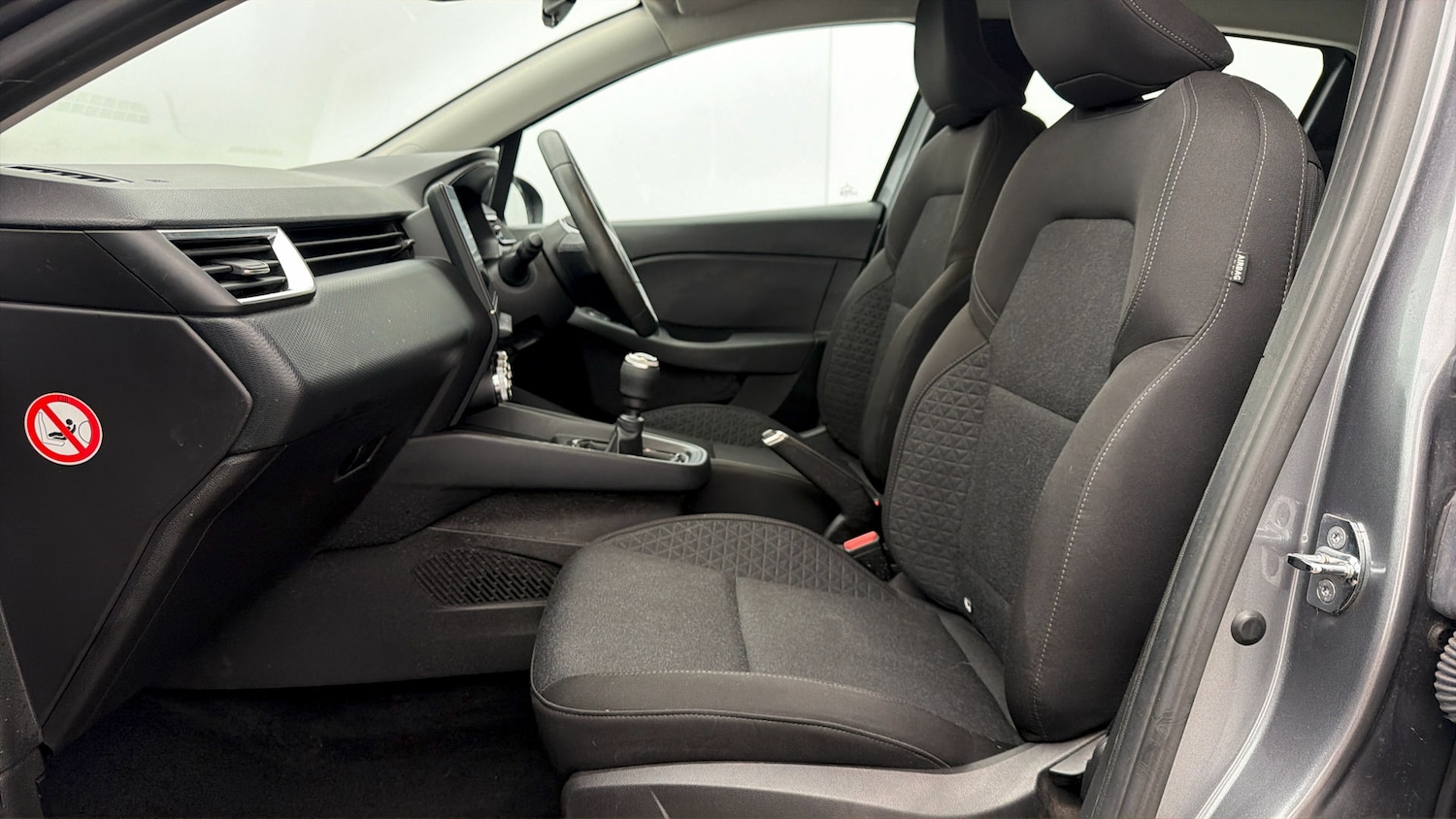 Used Renault Clio 2023 for sale - 77973845: Photo 13