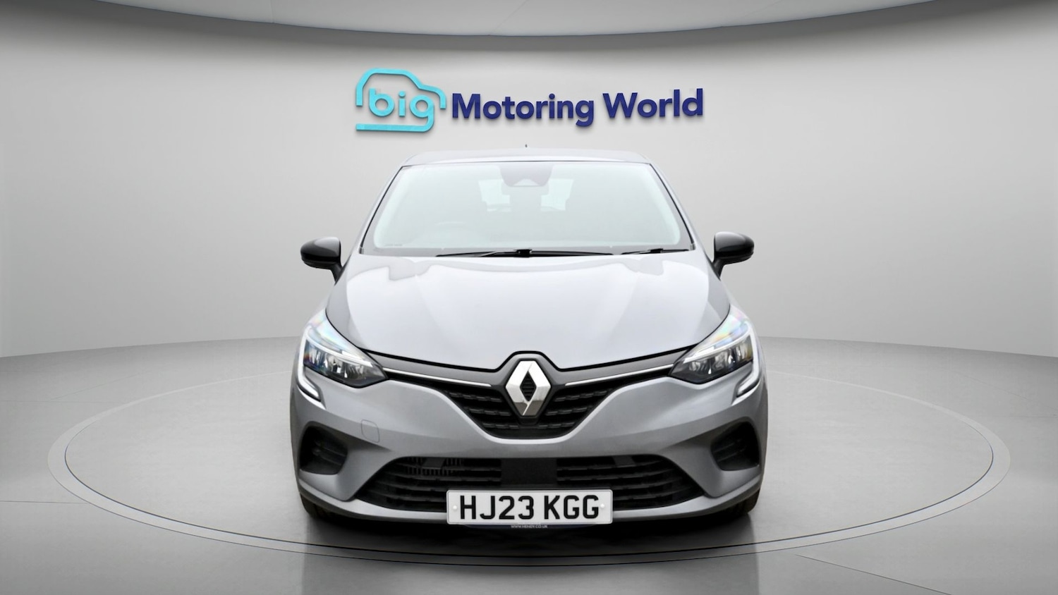 Used Renault Clio 2023 for sale - 77973845: Photo 2