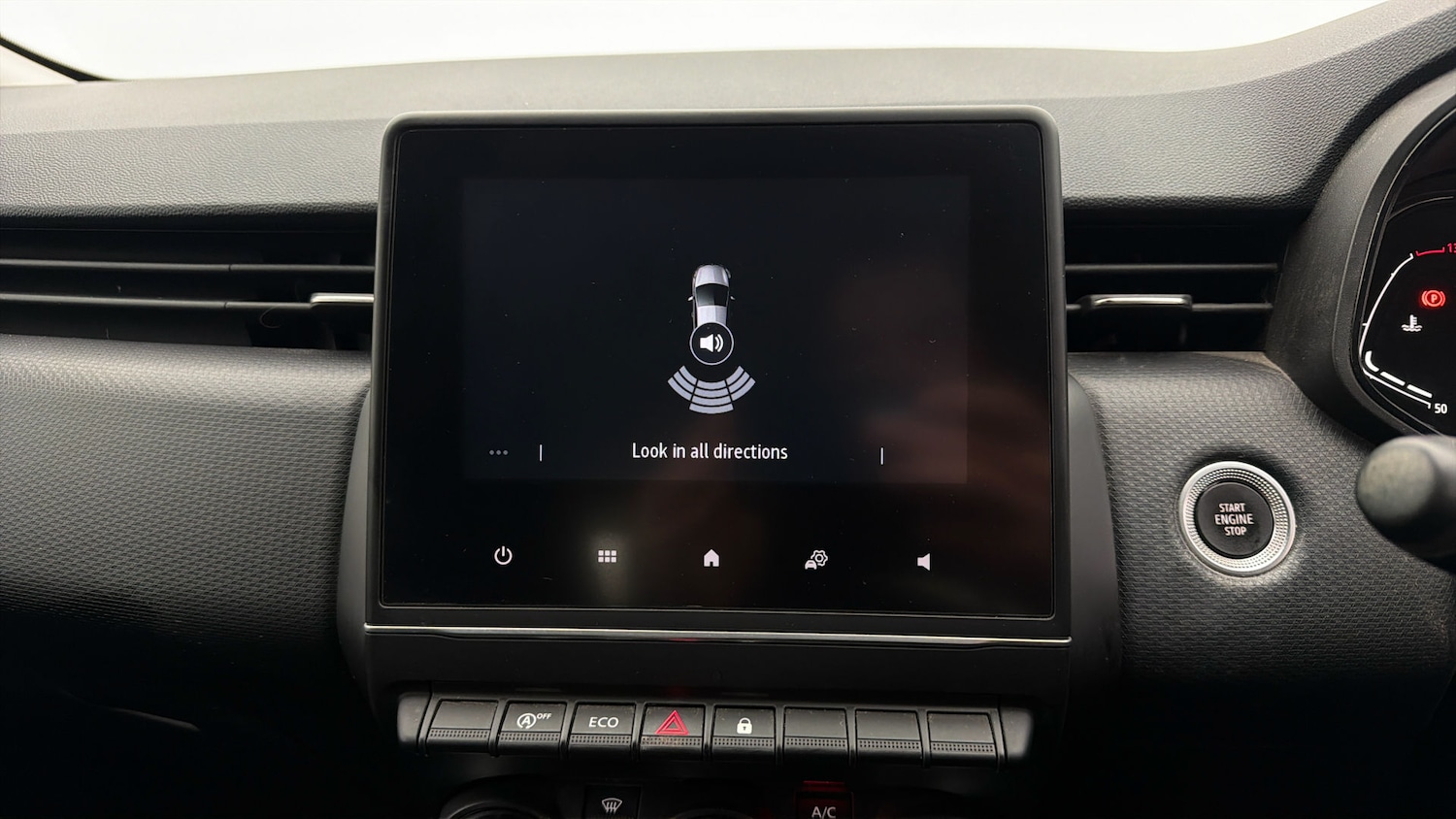 Used Renault Clio 2023 for sale - 77973845: Photo 26