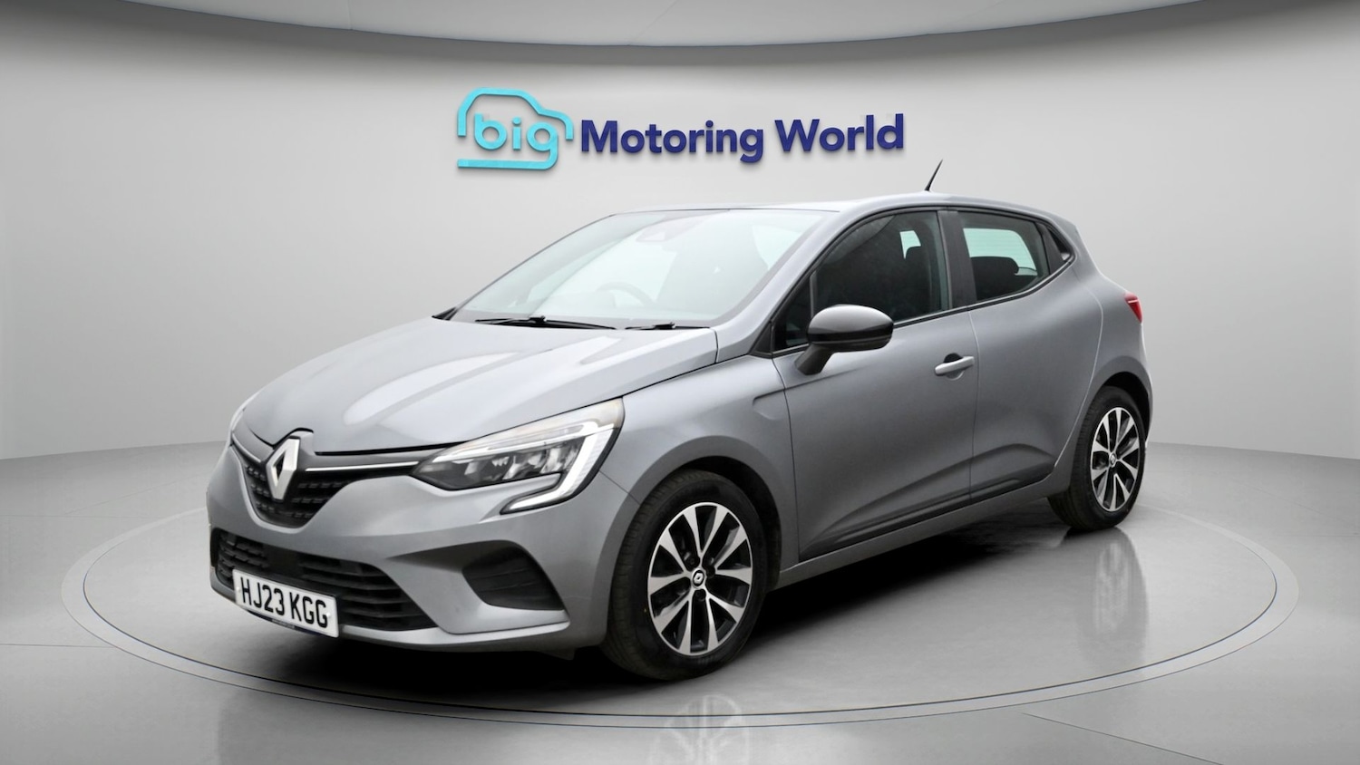 Used Renault Clio 2023 for sale - 77973845: Photo 3