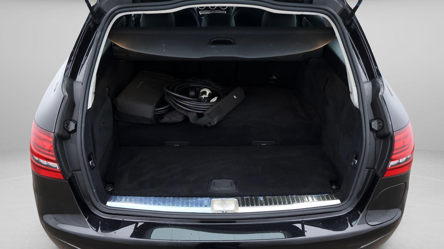 Used Mercedes-Benz C Class 2021 for sale - 77750186: Photo 17