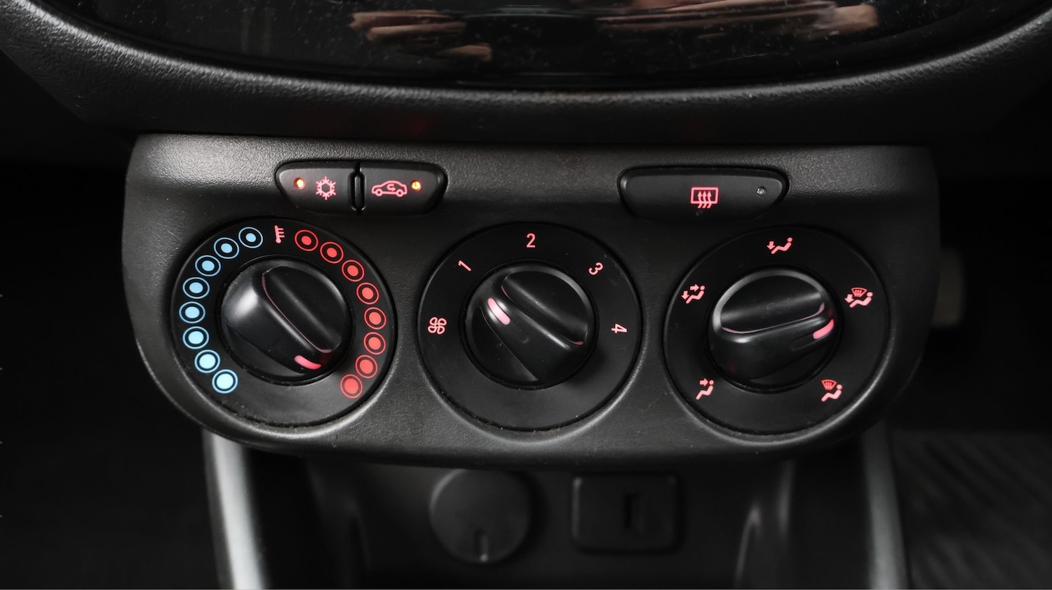 Used Vauxhall Corsa 2019 for sale - 77298220: Photo 12