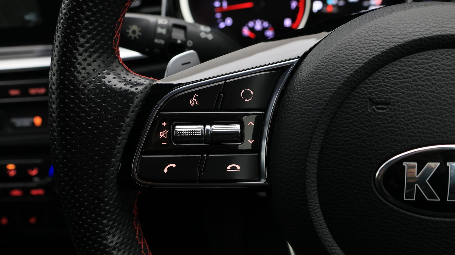 Used Kia Pro Ceed 2019 for sale - 76388824: Photo 24