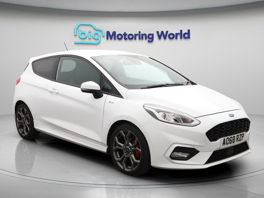 Used Ford Fiesta 2018 for sale - 76135867: Photo 1
