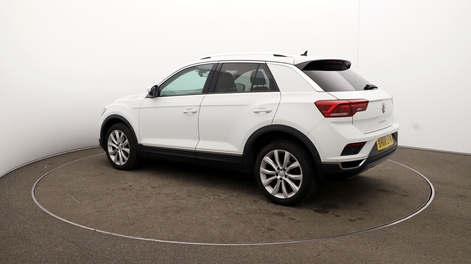 Used Volkswagen T-Roc for sale - 76810007: Photo 27