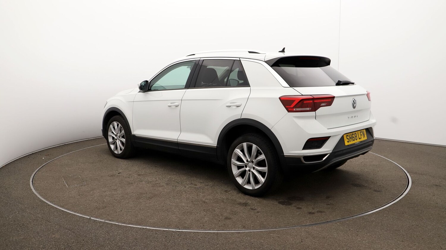 Used Volkswagen T-Roc for sale - 76810007: Photo 55