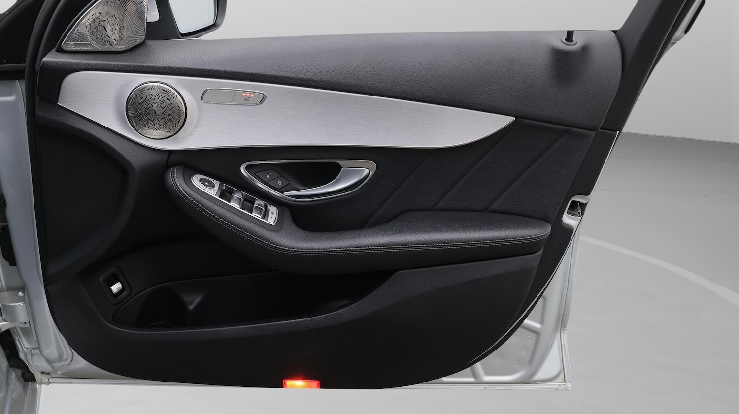 Used Mercedes-Benz C Class 2019 for sale - 76592509: Photo 16