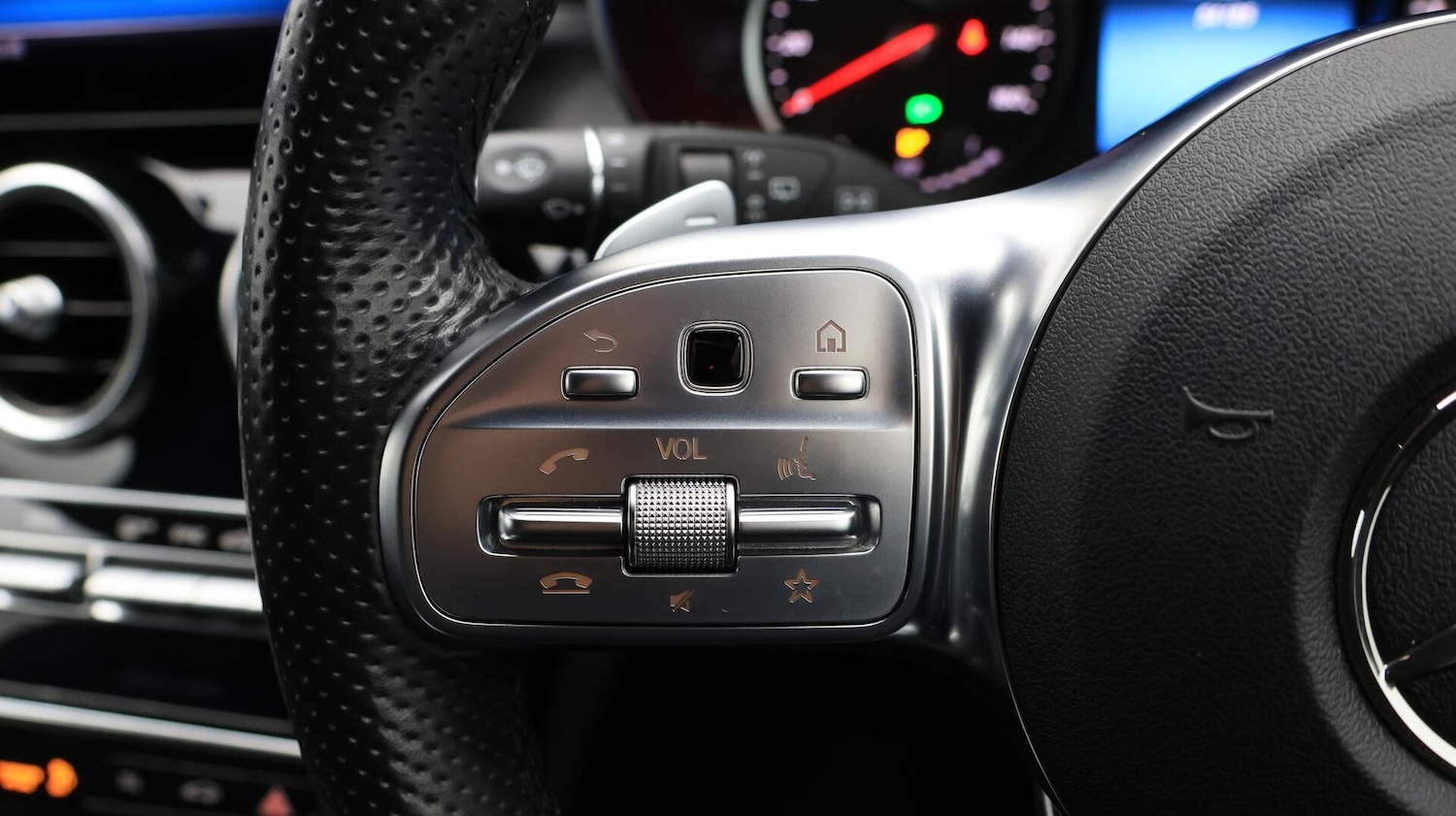 Used Mercedes-Benz C Class 2019 for sale - 76592509: Photo 23