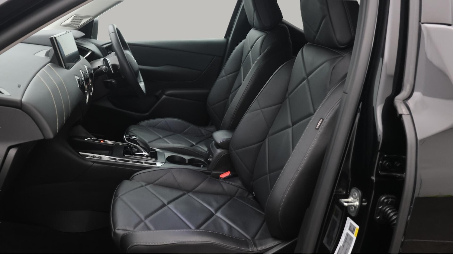 Used DS Automobiles DS 3 Crossback 2022 for sale - 76607823: Photo 15