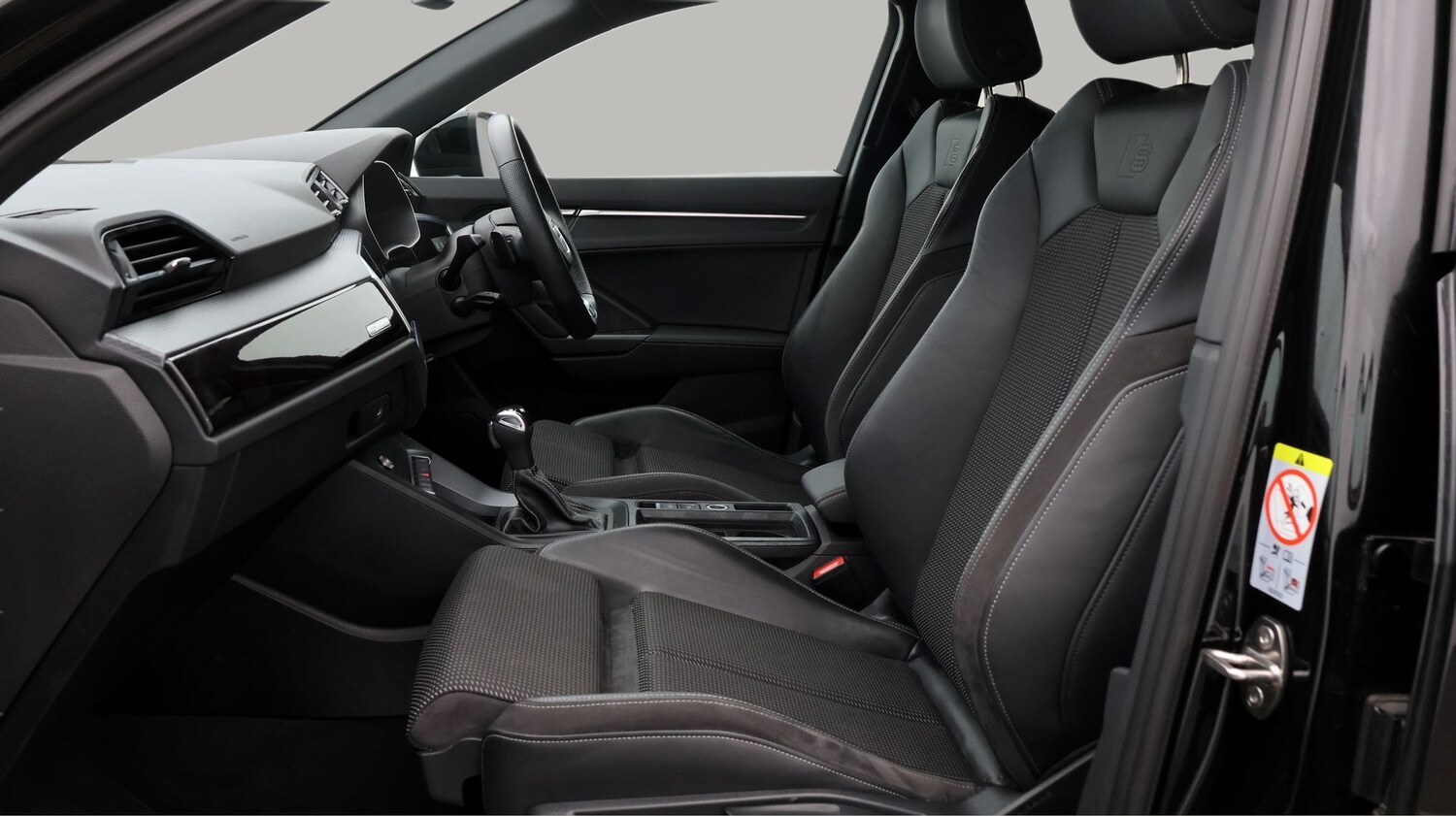 Used Audi Q3 2023 for sale - 77443777: Photo 14